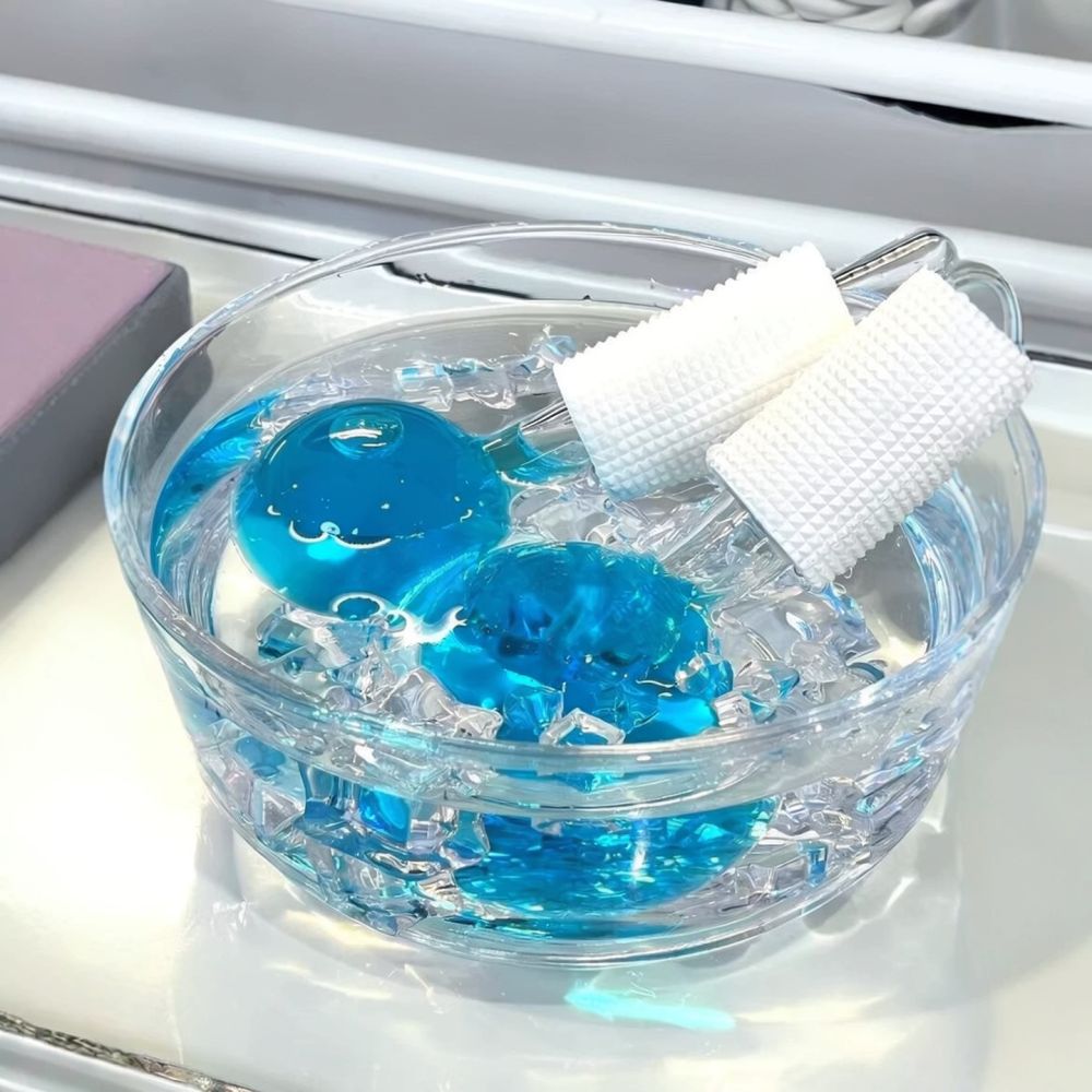 Face Ice Roller Puffiness - ลูกกลิ้งน้ำแข็งสำหรับนวดหน้า ช่วยกระชับผิว ลดอาการบวม ดูแลผิวพรรณ นวดหน้า
